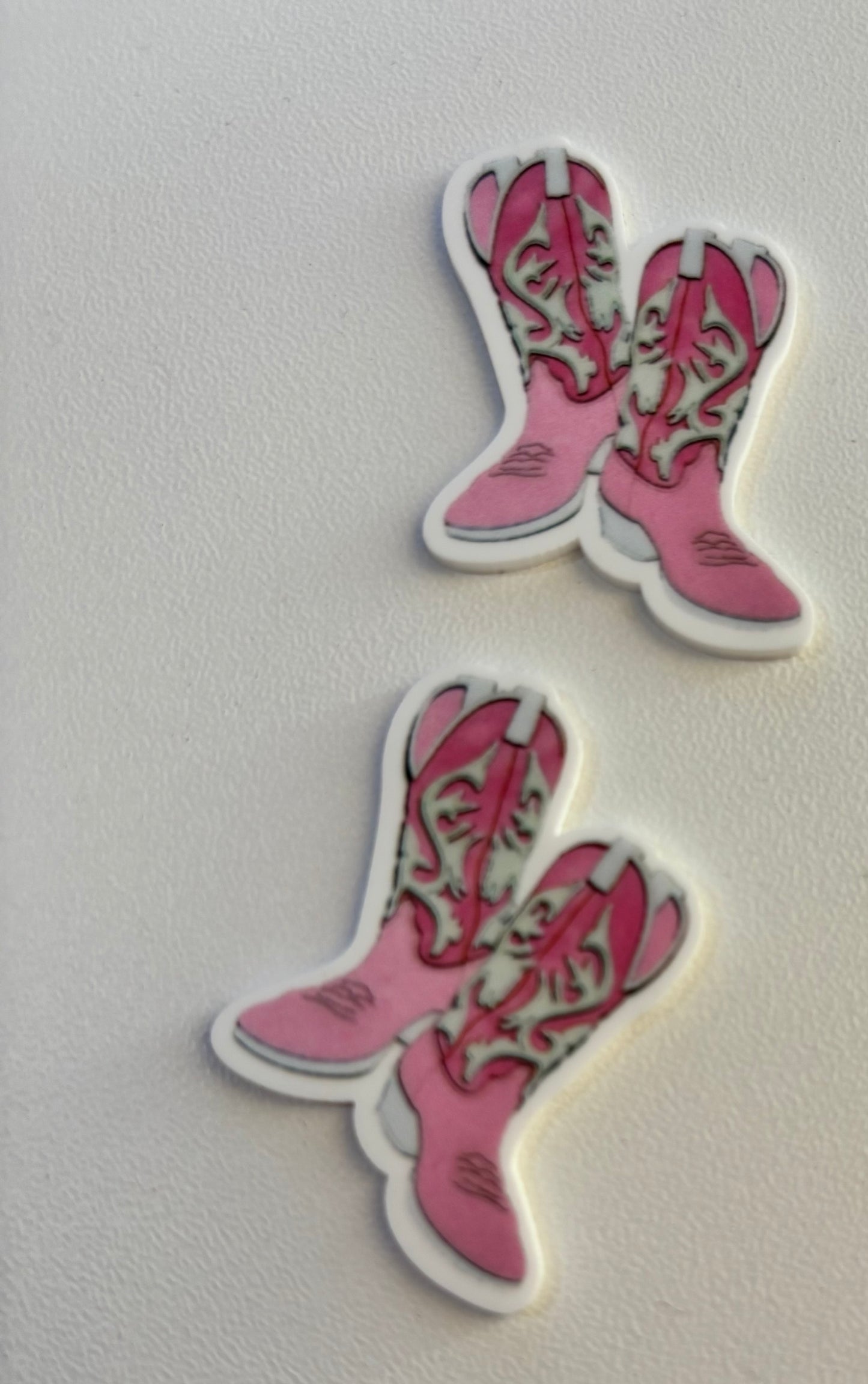 PINK BOOTS RESIN SMALL