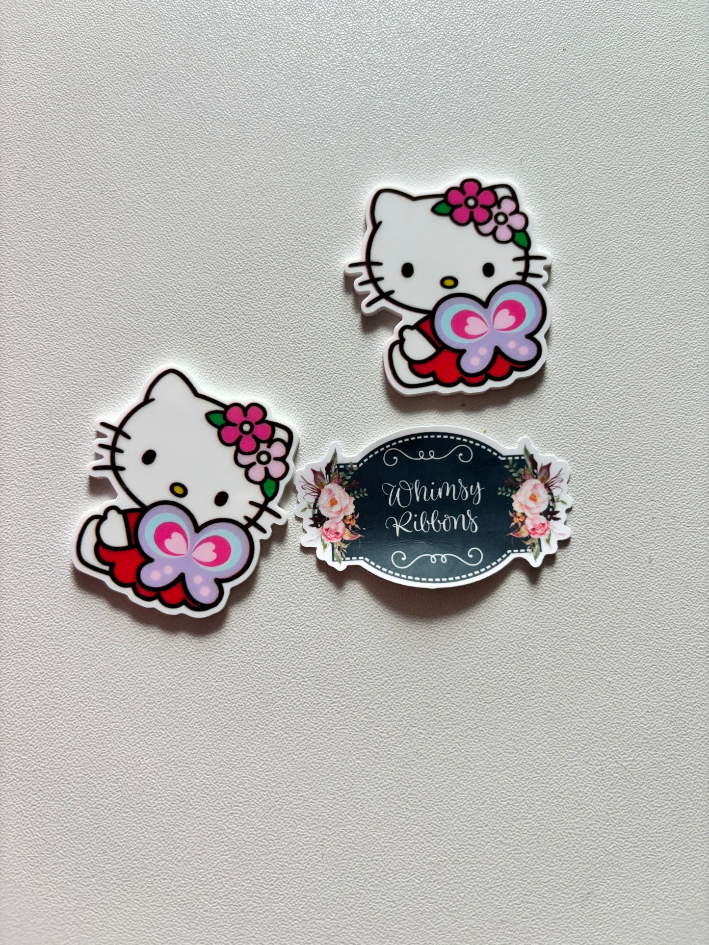 HELLO KITTY BUTTERFLY SMALL RESIN