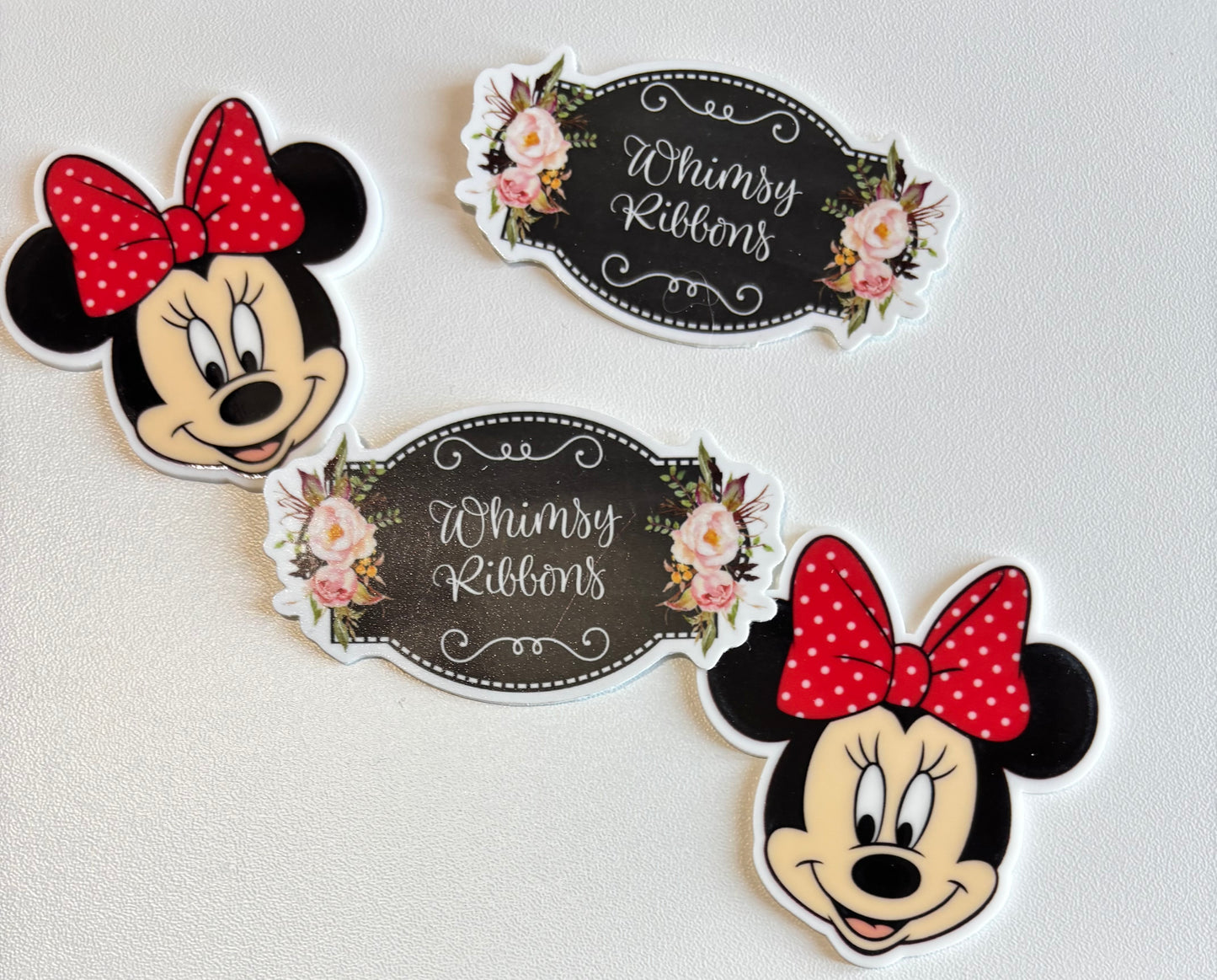MINNIE FACE LARGE RESIN
