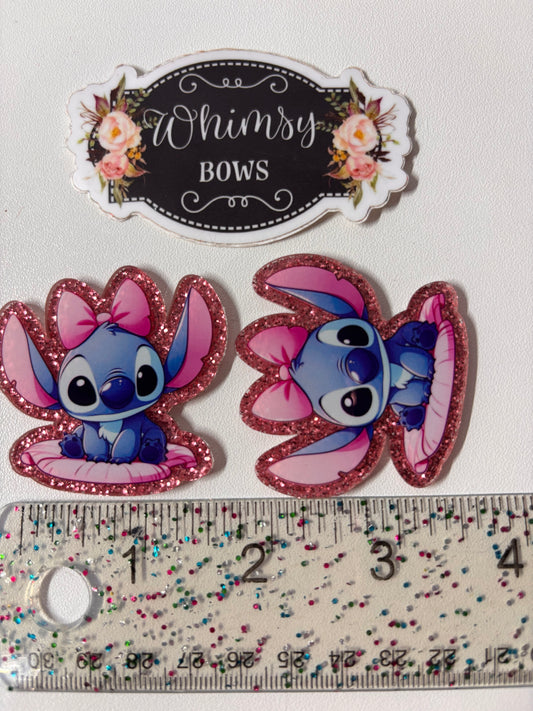 STITCH W BOW SMALL GLITTER Resin