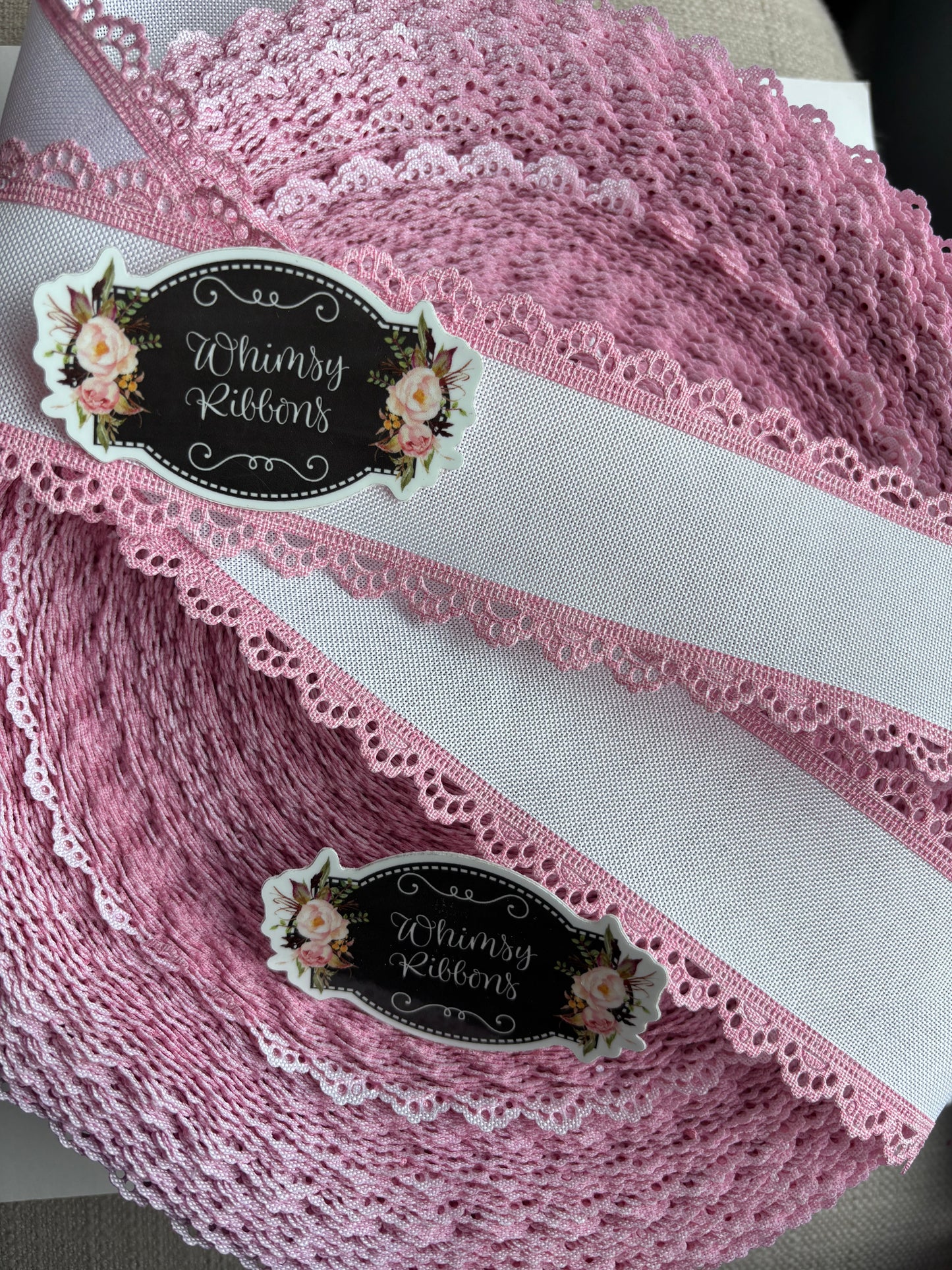2.5 inch WHITE W PINK COLOR THICK ** SCALLOPED LACE RIBBON NO WIRE