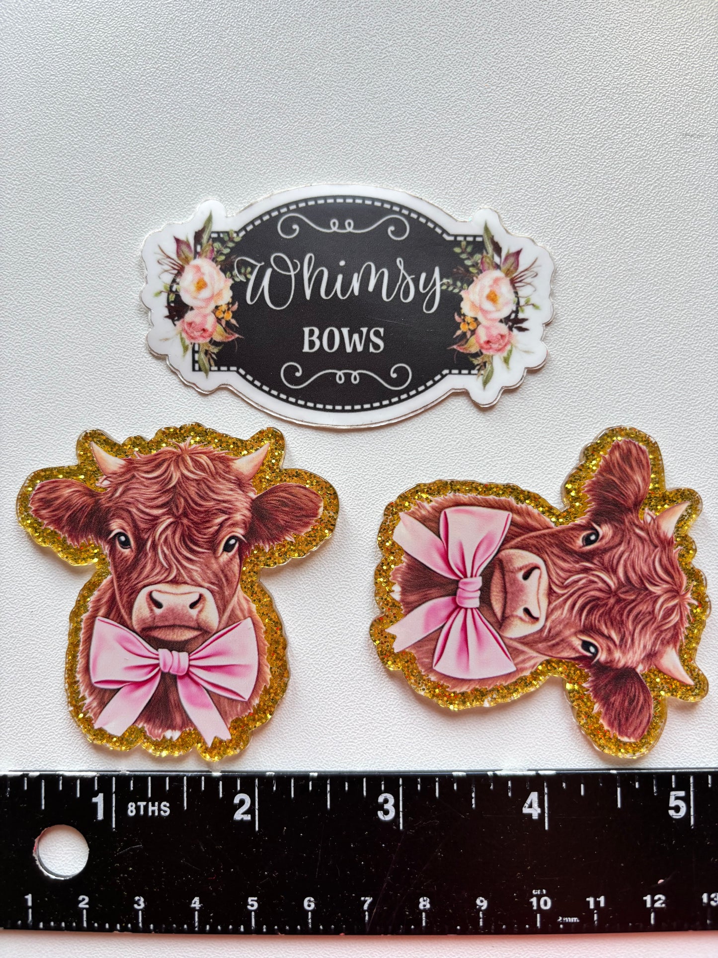 COW W PINK BOW LARGE GLITTER RESIN
