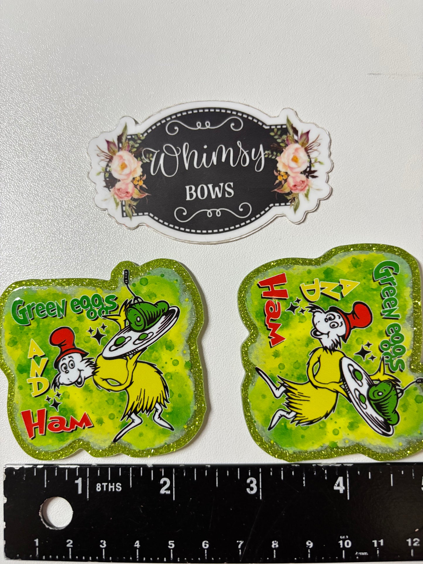 GREEN EGGS AND HAM DR SEUSS LARGE GLITTER RESIN