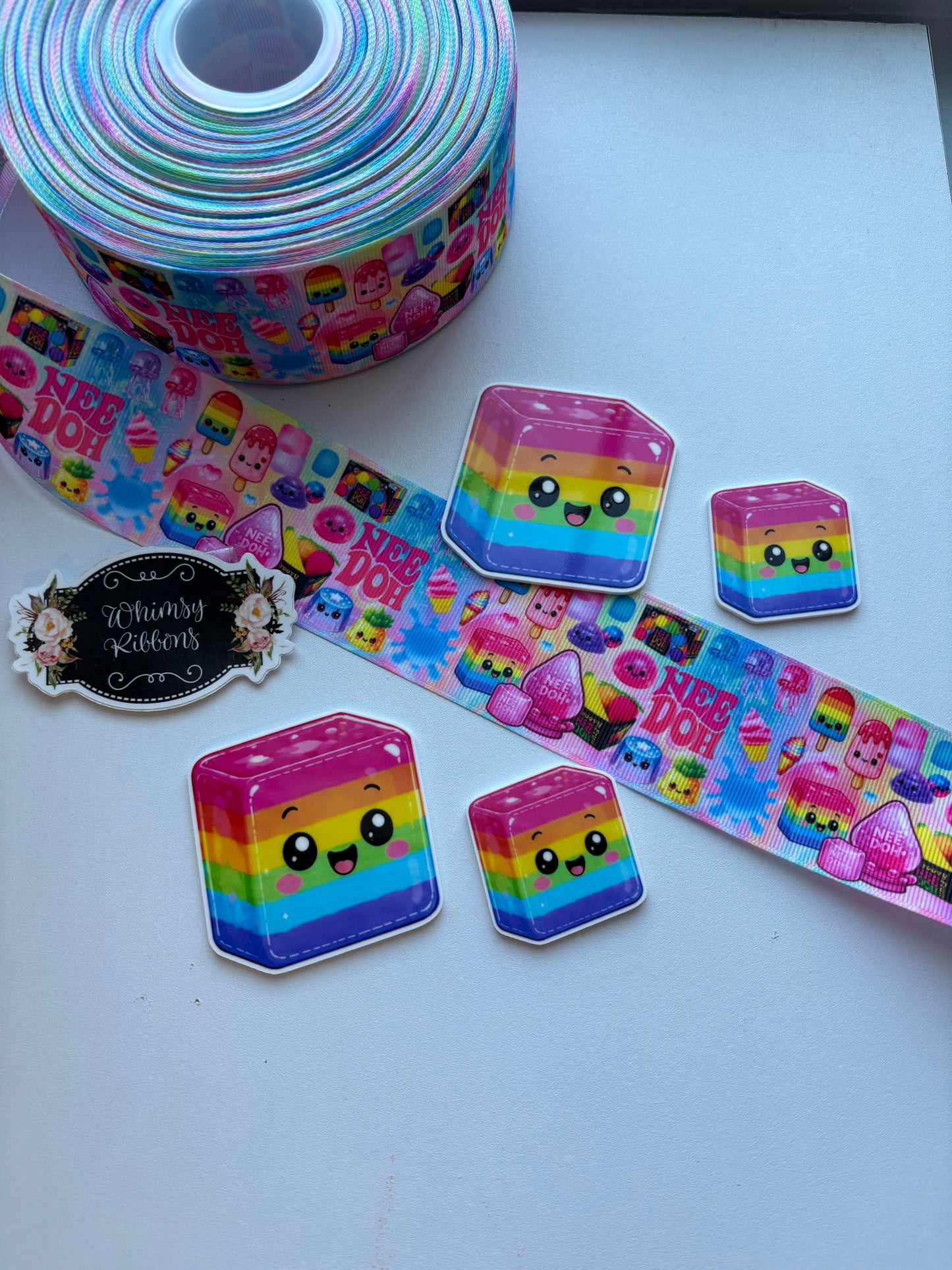 Small resin center NEEDOH SQUISHY - just the small center in pic
