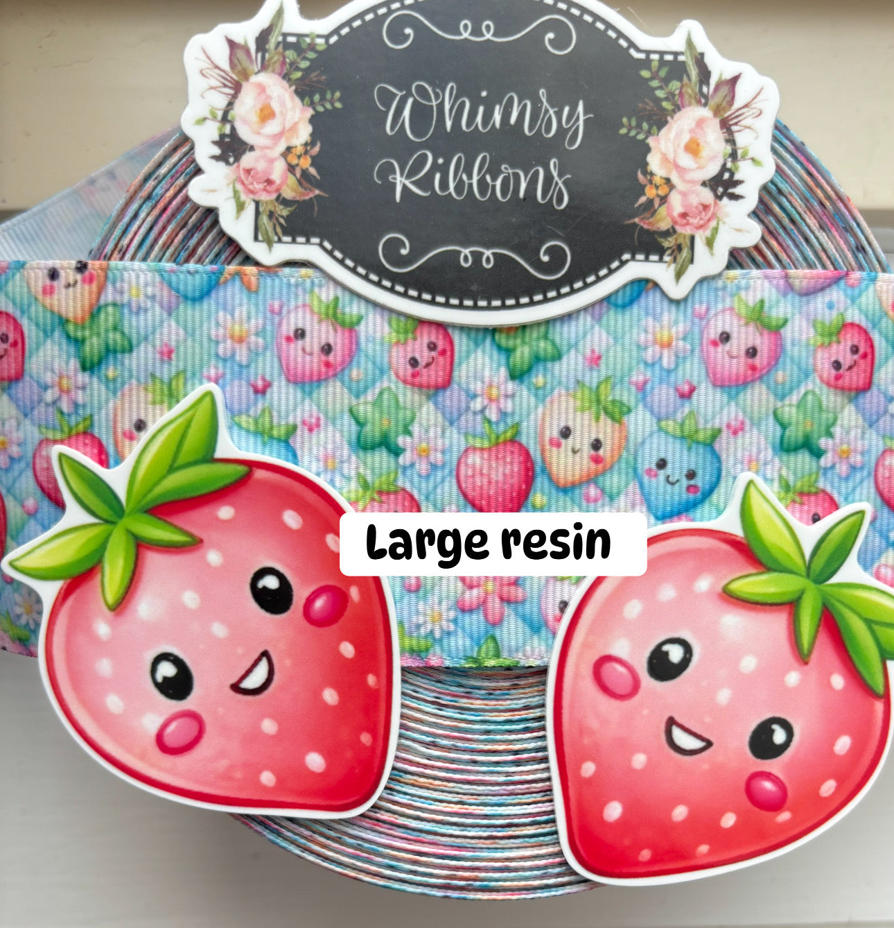 STRAWBERRY LARGE RESIN