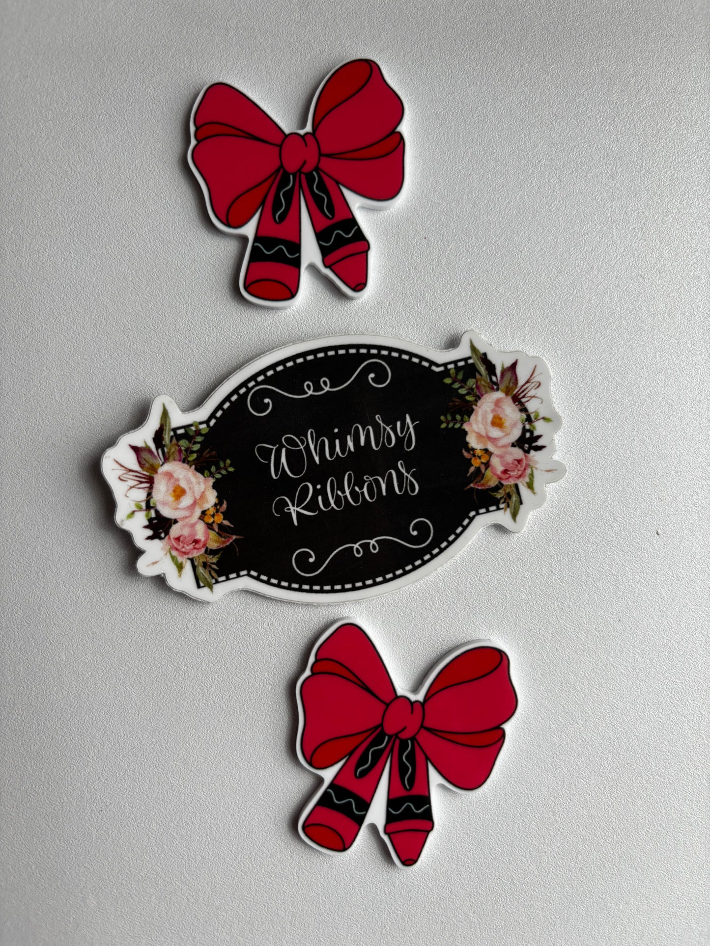 SMALL CRAYON BOW RESIN