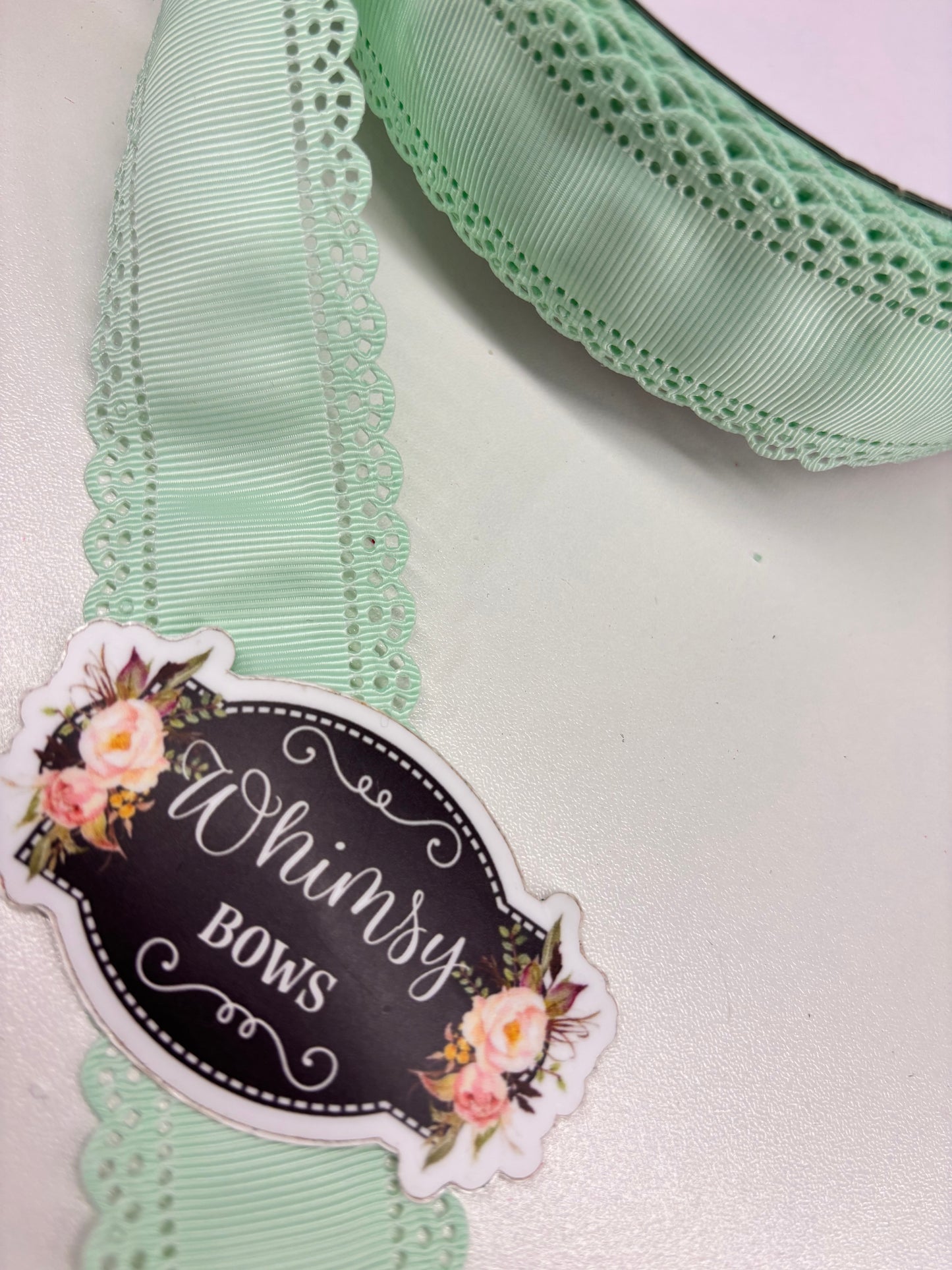 1.5 SCALLOPED RIBBON MINT GREEN