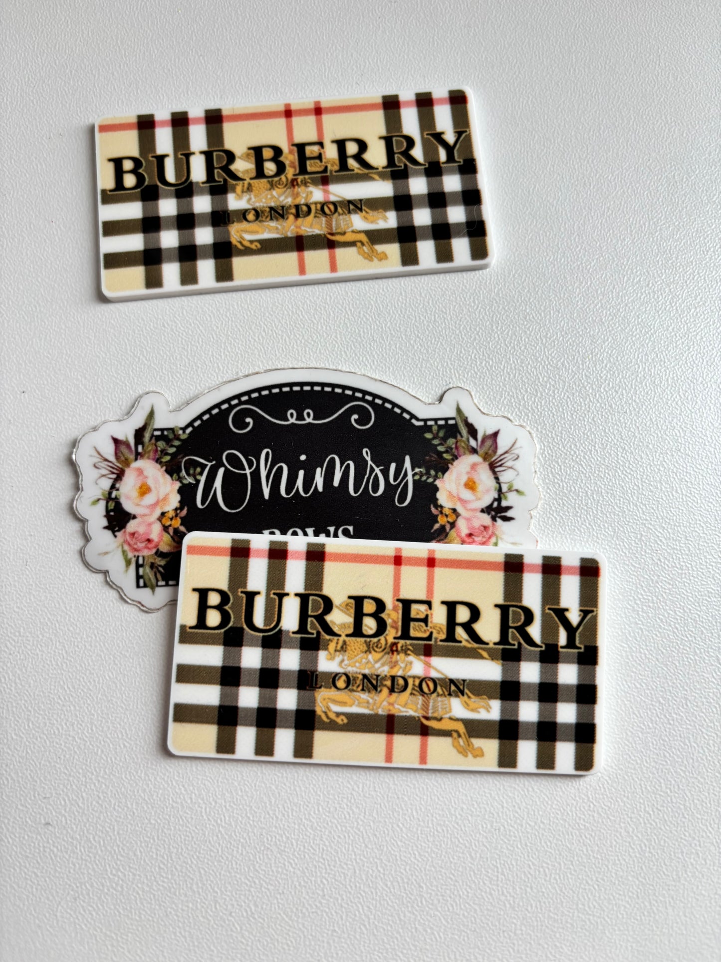 BURBERRY LARGE RESIN -