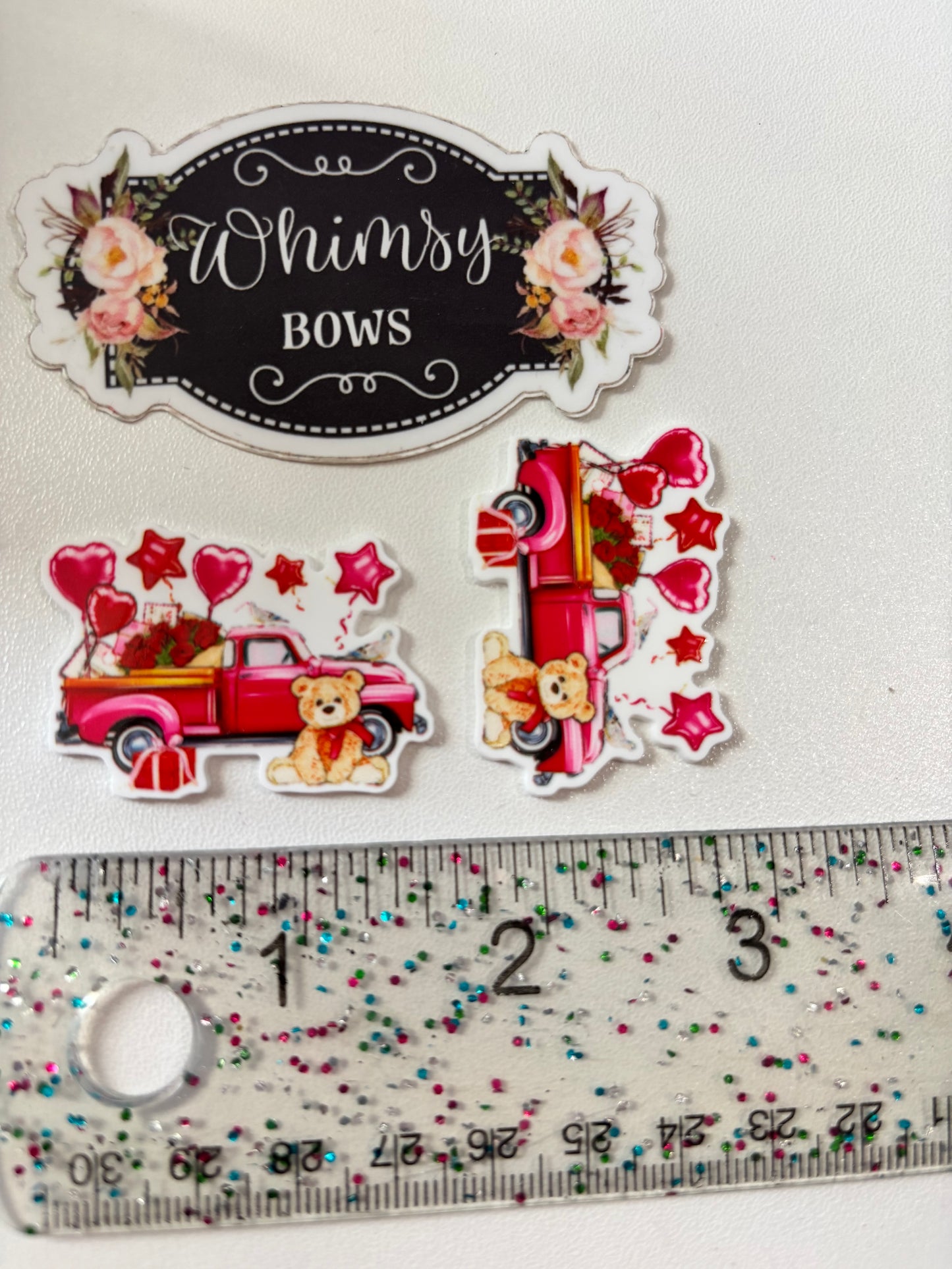 TRUCK VALENTINES    RESIN SMALL