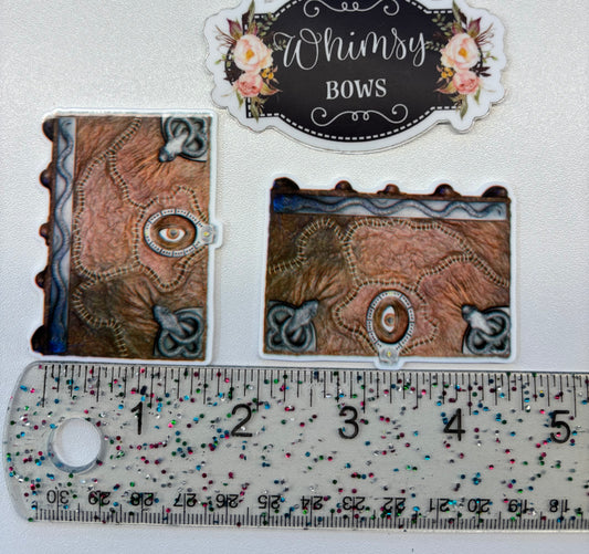 HOCUS BOOK  Large Resin