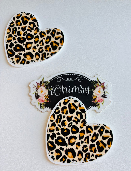 BROWN CHEETAH HEART    LARGE RESIN -
