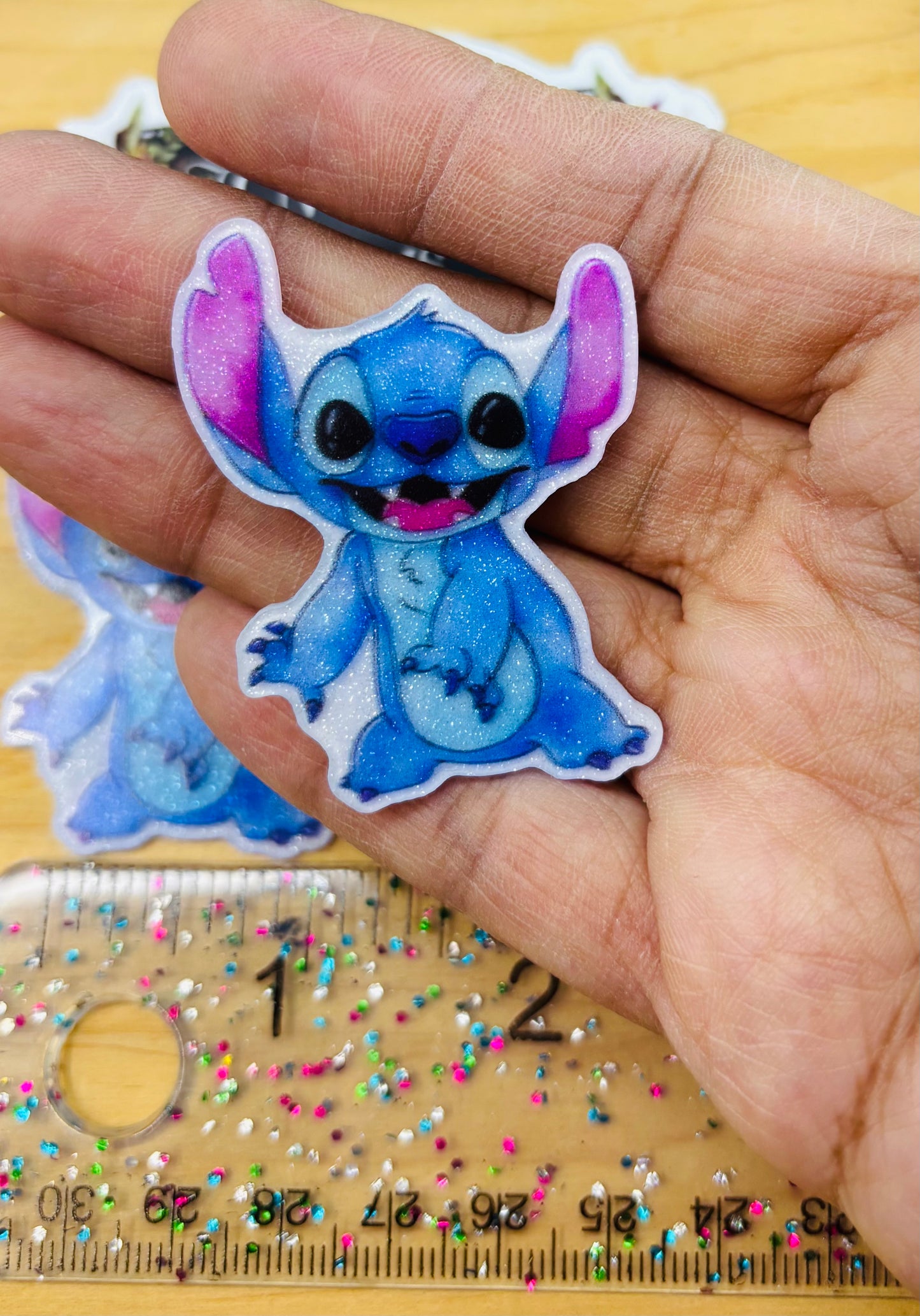 STITCH RESIN SMALL