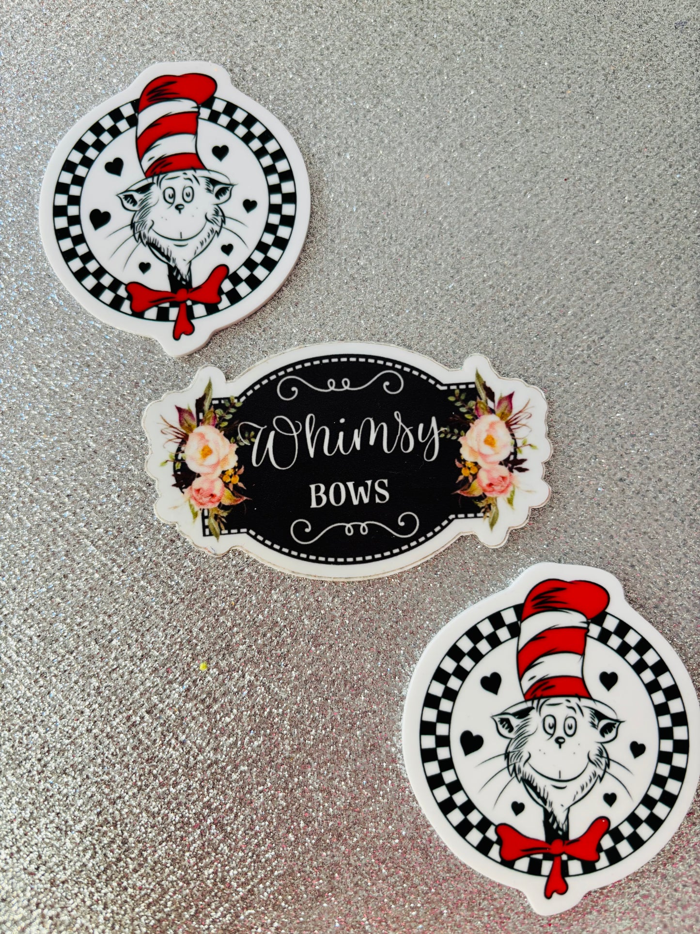 CAT HAT DR SEUSS. ROUND LARGE RESIN