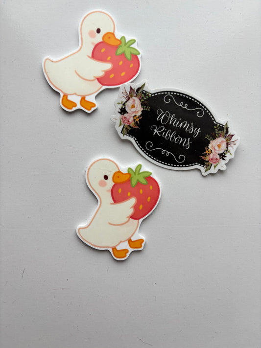 GOOSE W STRAWBERRY LARGE RESIN