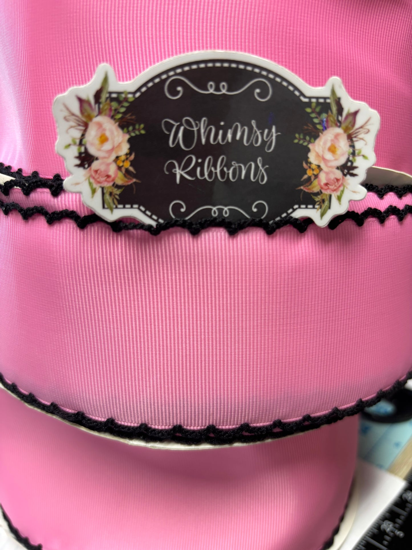 2.25 HOT PINK W BLACK MOONSTICH