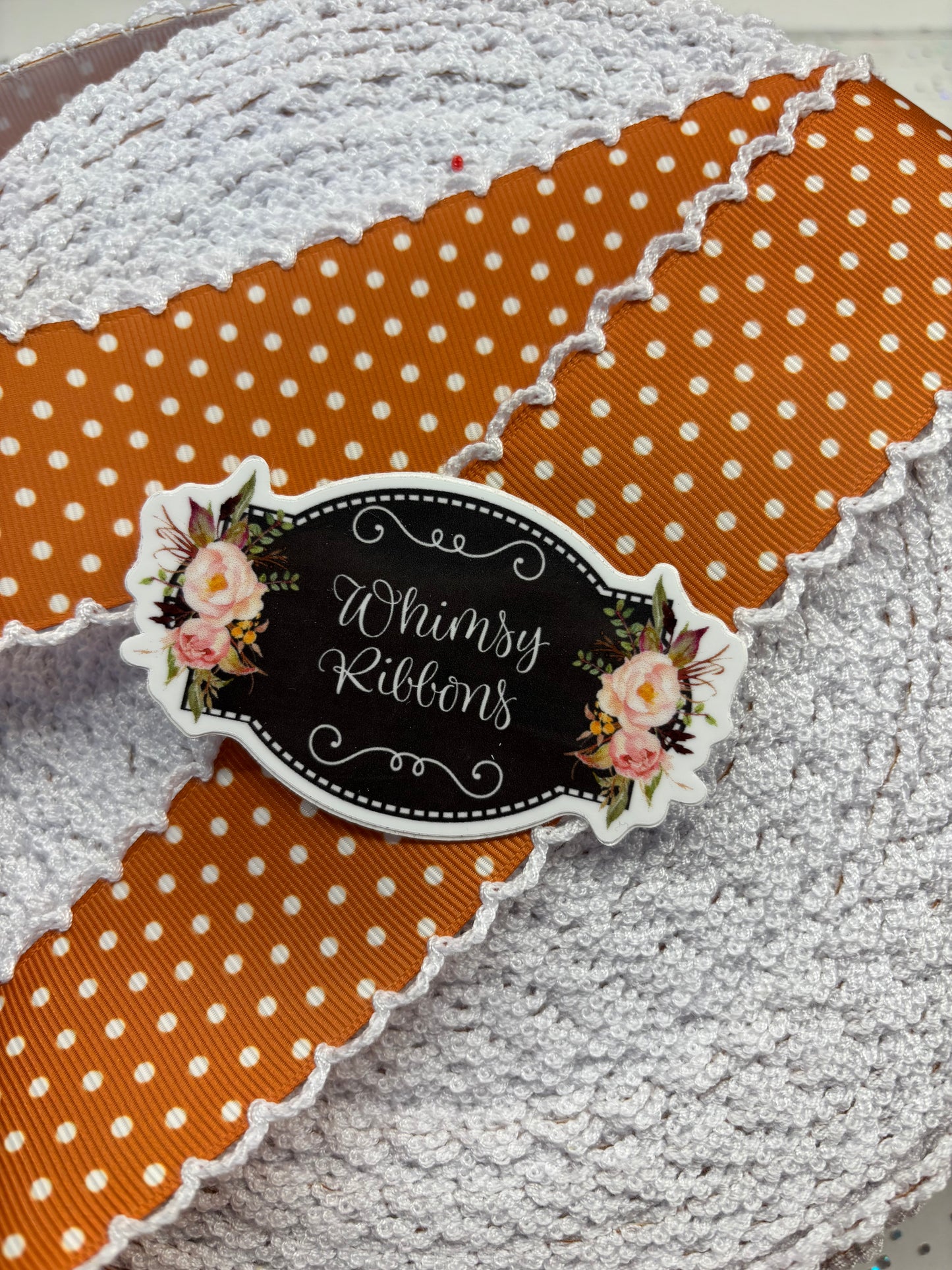 GINGER W WHITE POLKA DOT MOONSTITCH