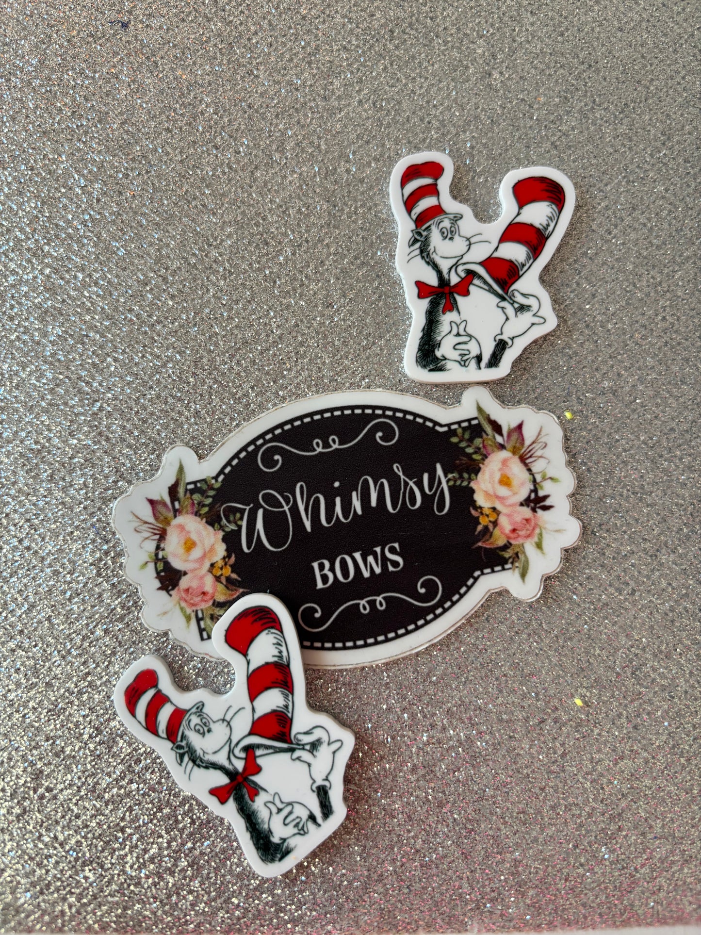 CAT WITH HAT DR SEUSS   small  Resin