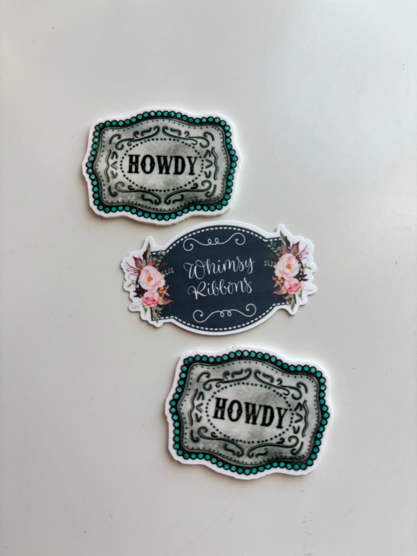 HOWDY SMALL RESIN