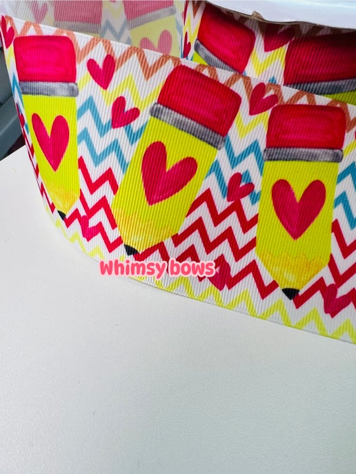 HEART PENCIL ON CHEVRON 3 INCH